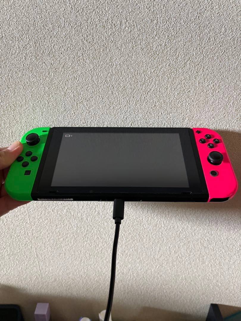 Nintendo Switch 本体 グリーン/ピンク　⚠️ネジ欠損有り(写真)