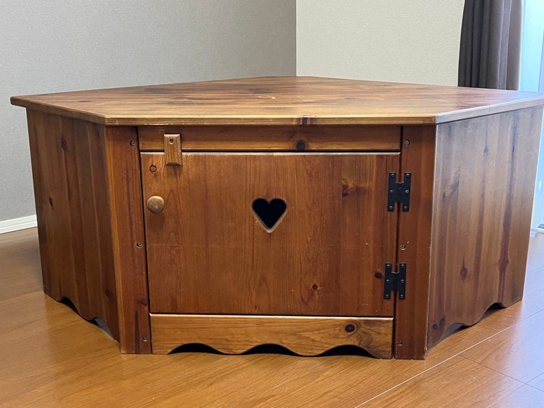 【カントリー調家具】 コーナーキャビネット／テレビ台