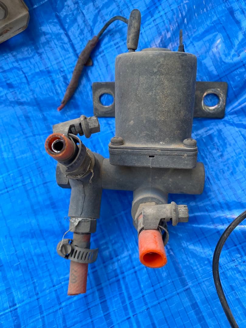 三菱ふそう純正排気バルブ2度鳴き　キシューンバルブセット