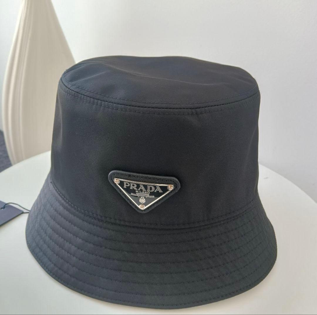 残り1点‼️PRADA バケットハット