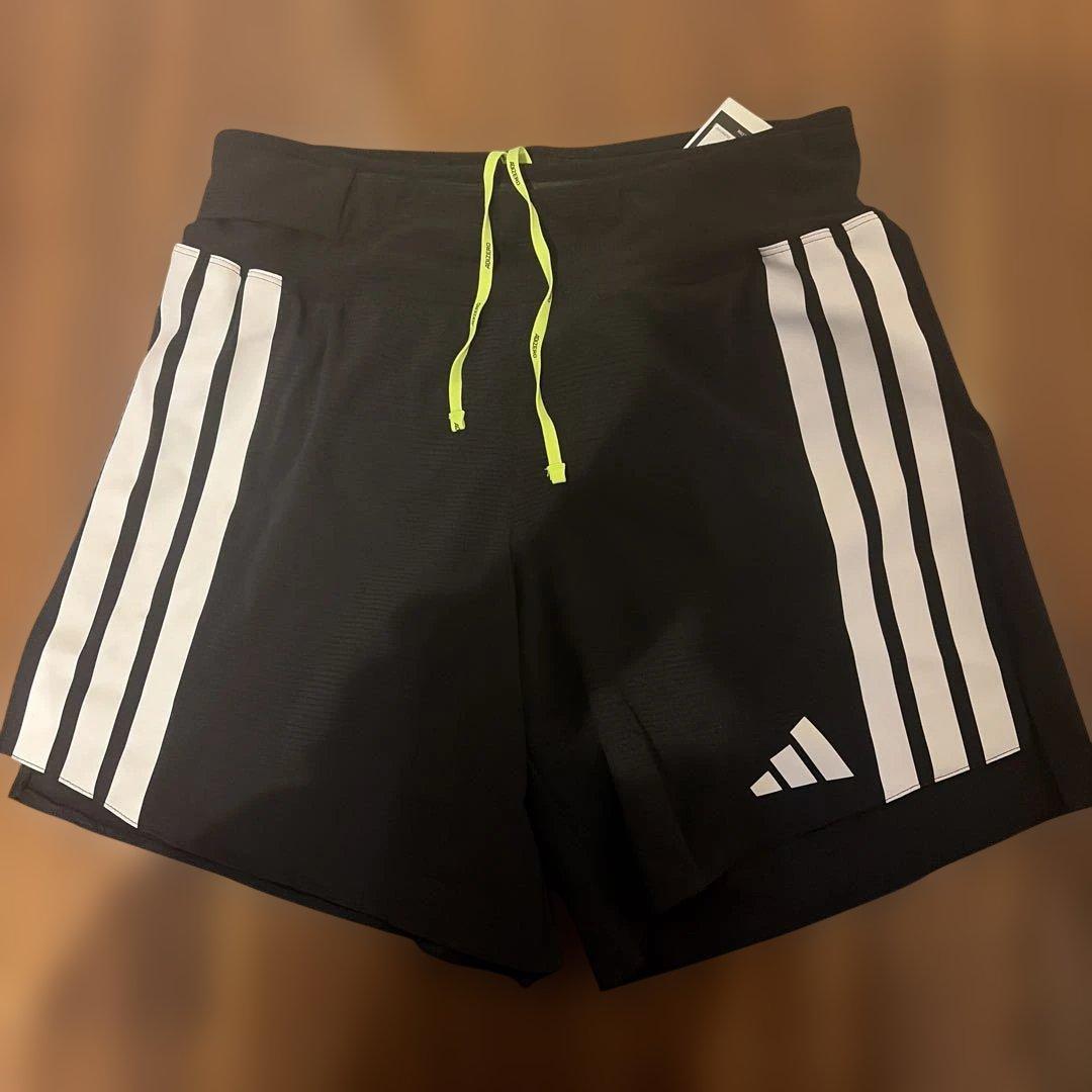 adidas ADIZERO SPLIT SHORT ブラック