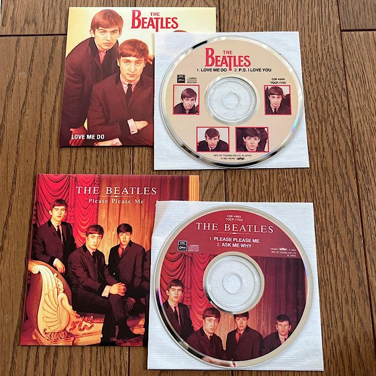 ★新品同様　★ザ・ビートルズ・CDシングル・コレクション