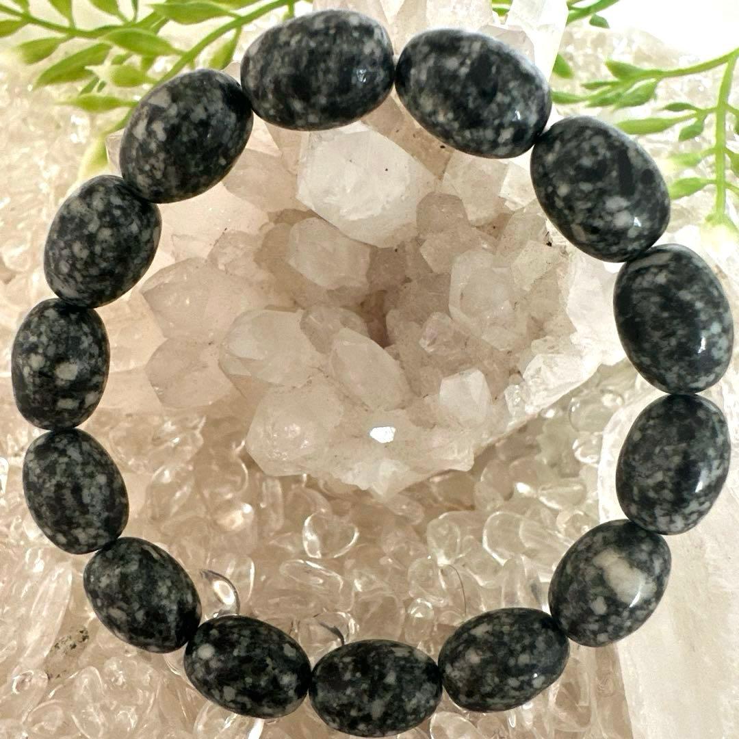 遠野霊石　高波動石　感謝の石　珍しいオーバルブレスレット　楕円形スピリチュアル