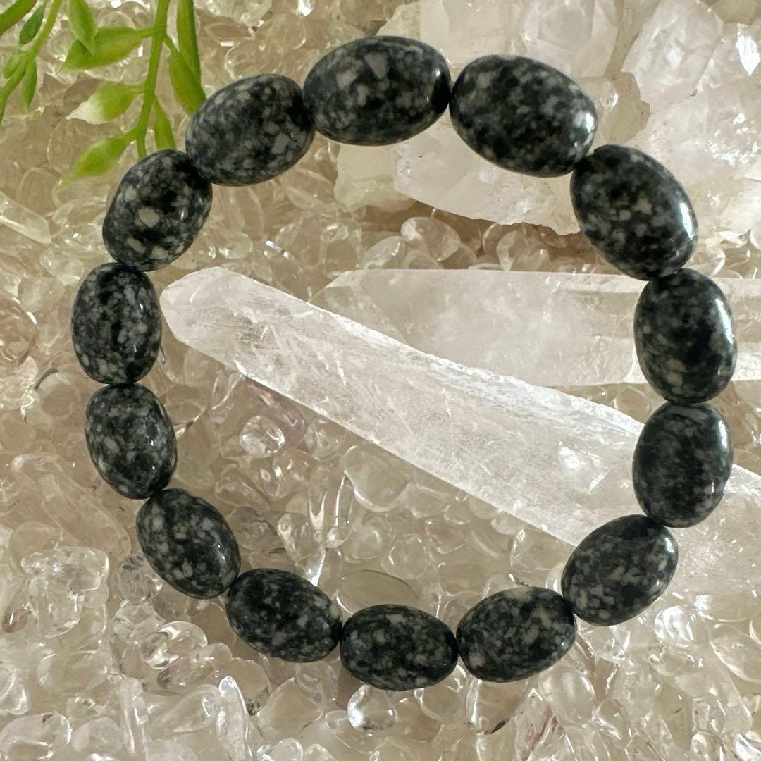 遠野霊石　高波動石　感謝の石　珍しいオーバルブレスレット　楕円形スピリチュアル