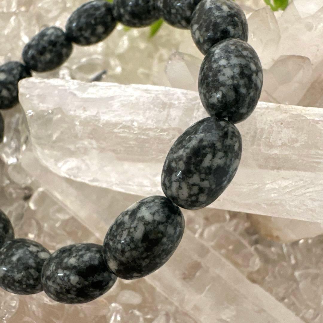 遠野霊石　高波動石　感謝の石　珍しいオーバルブレスレット　楕円形スピリチュアル