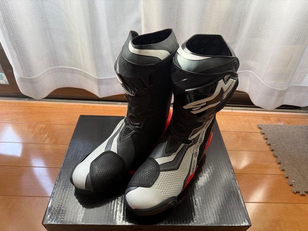 Alpinestars Supertech R ブーツ