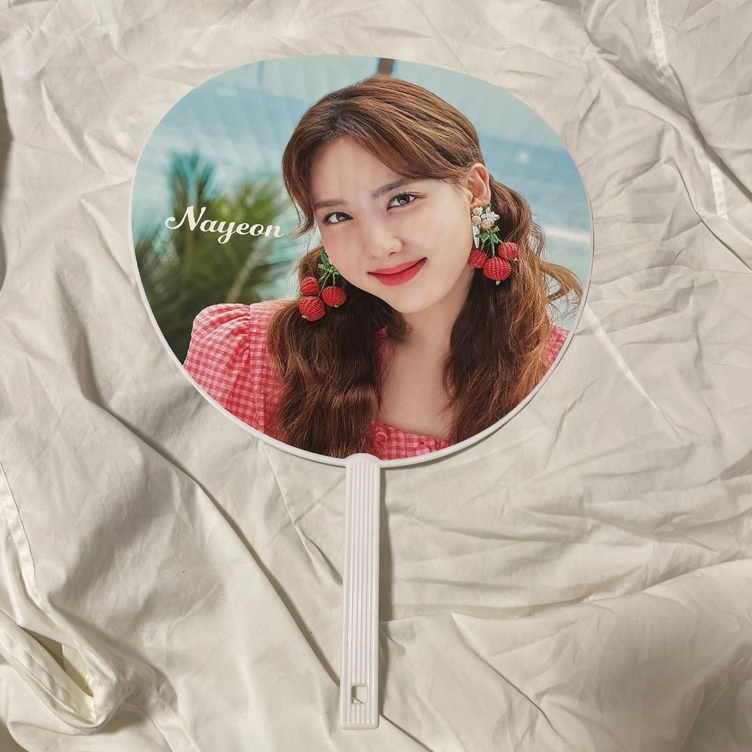 TWICE ポップアップストア2019 うちわ ナヨン  ¥999