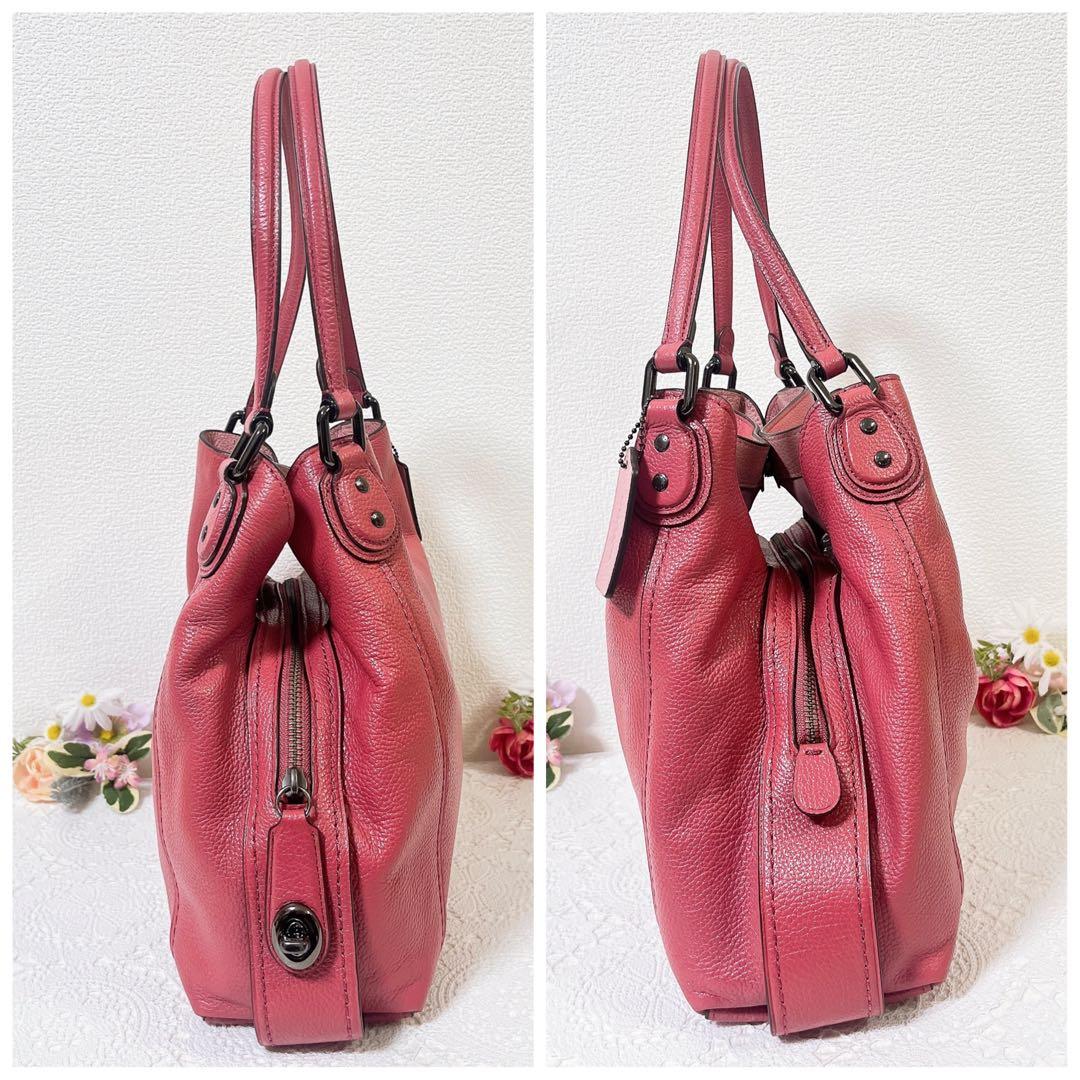 【極美品】COACH コーチ トートバッグ 肩掛け ピンク系 大容量 チャーム付