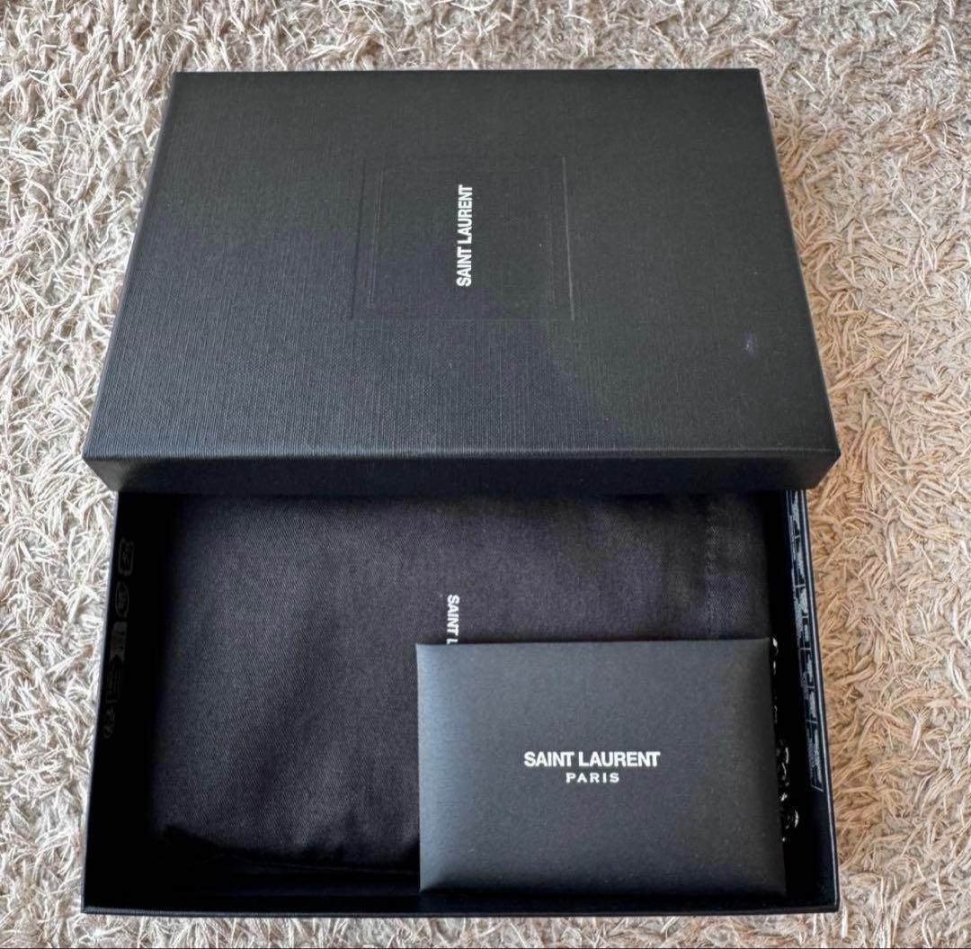 SAINT LAURENT ブラック 二つ折り財布 チェーンウォレット