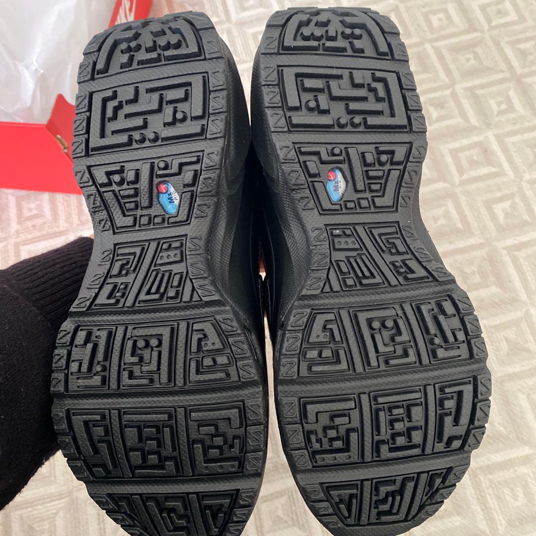 ナイキW AIR MAX PHENOMENA　IM8814-001 23センチ