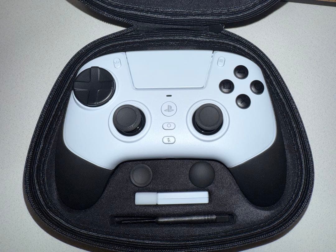 Razer Raiju V3 Pro ホワイトエディション