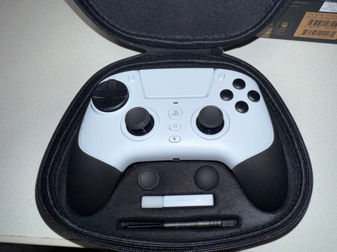 Razer Raiju V3 Pro ホワイトエディション