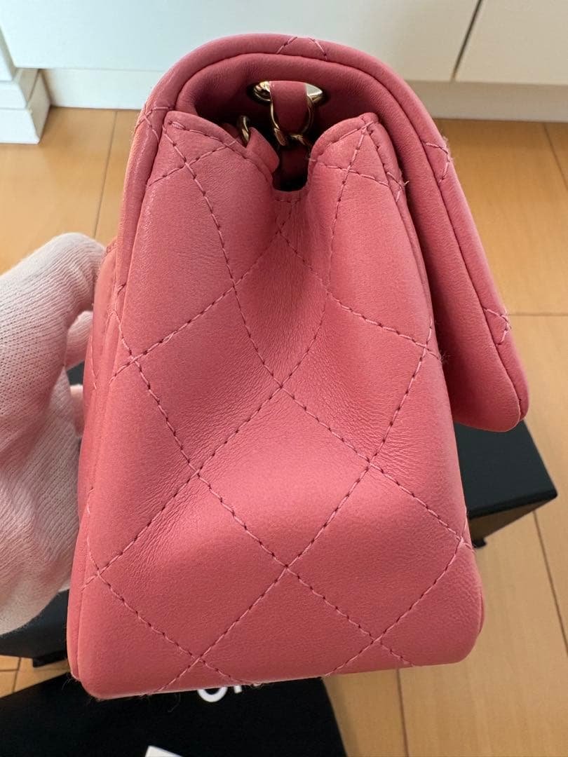 ジ*ー様 極美品 CHANEL ミニマトラッセ ベイビーピンク