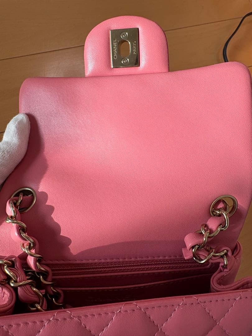 ジ*ー様 極美品 CHANEL ミニマトラッセ ベイビーピンク