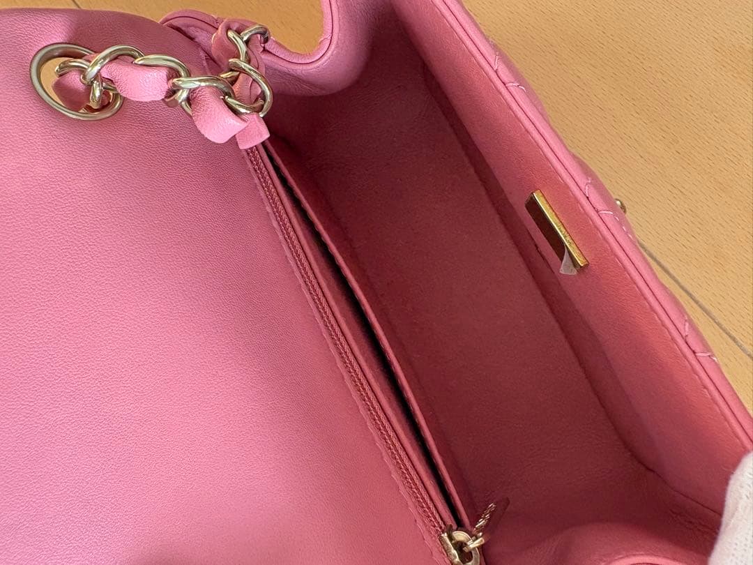 ジ*ー様 極美品 CHANEL ミニマトラッセ ベイビーピンク