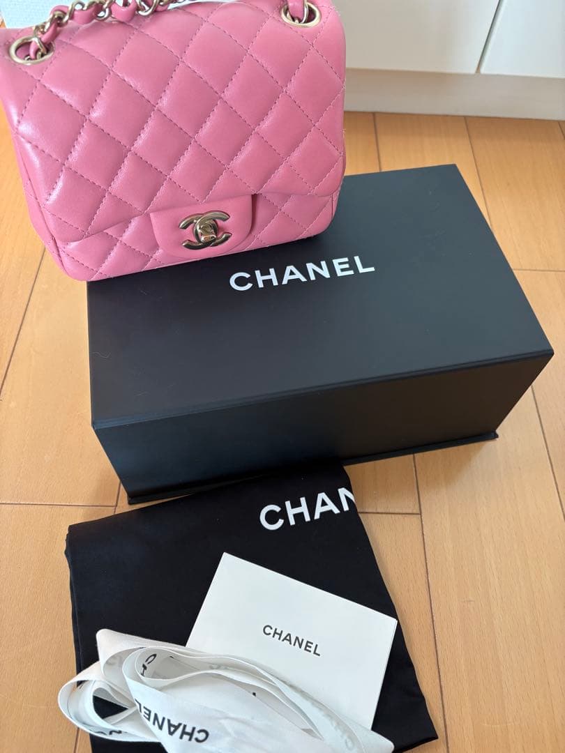 ジ*ー様 極美品 CHANEL ミニマトラッセ ベイビーピンク