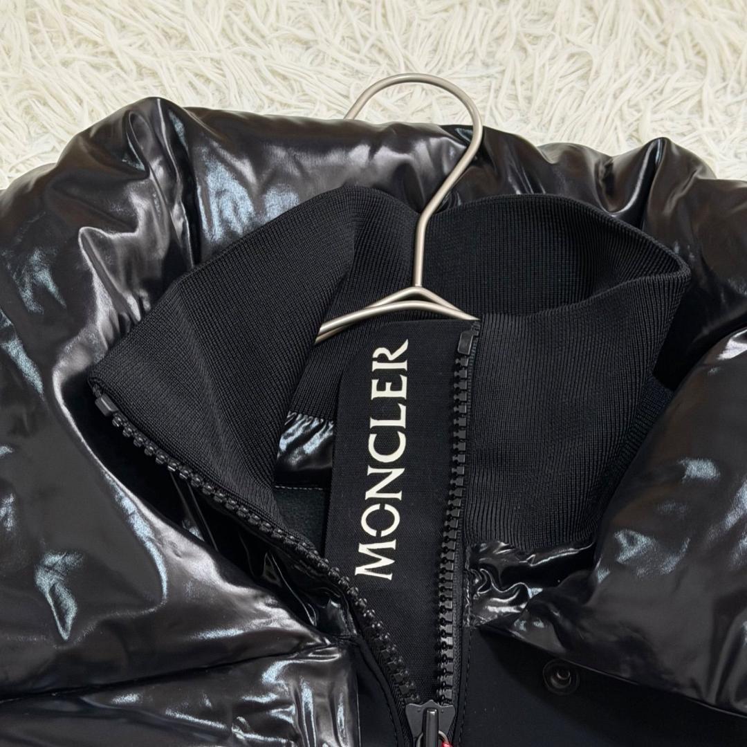 17088✨モンクレール M マグリアカーディガン フード収納 ブラック
