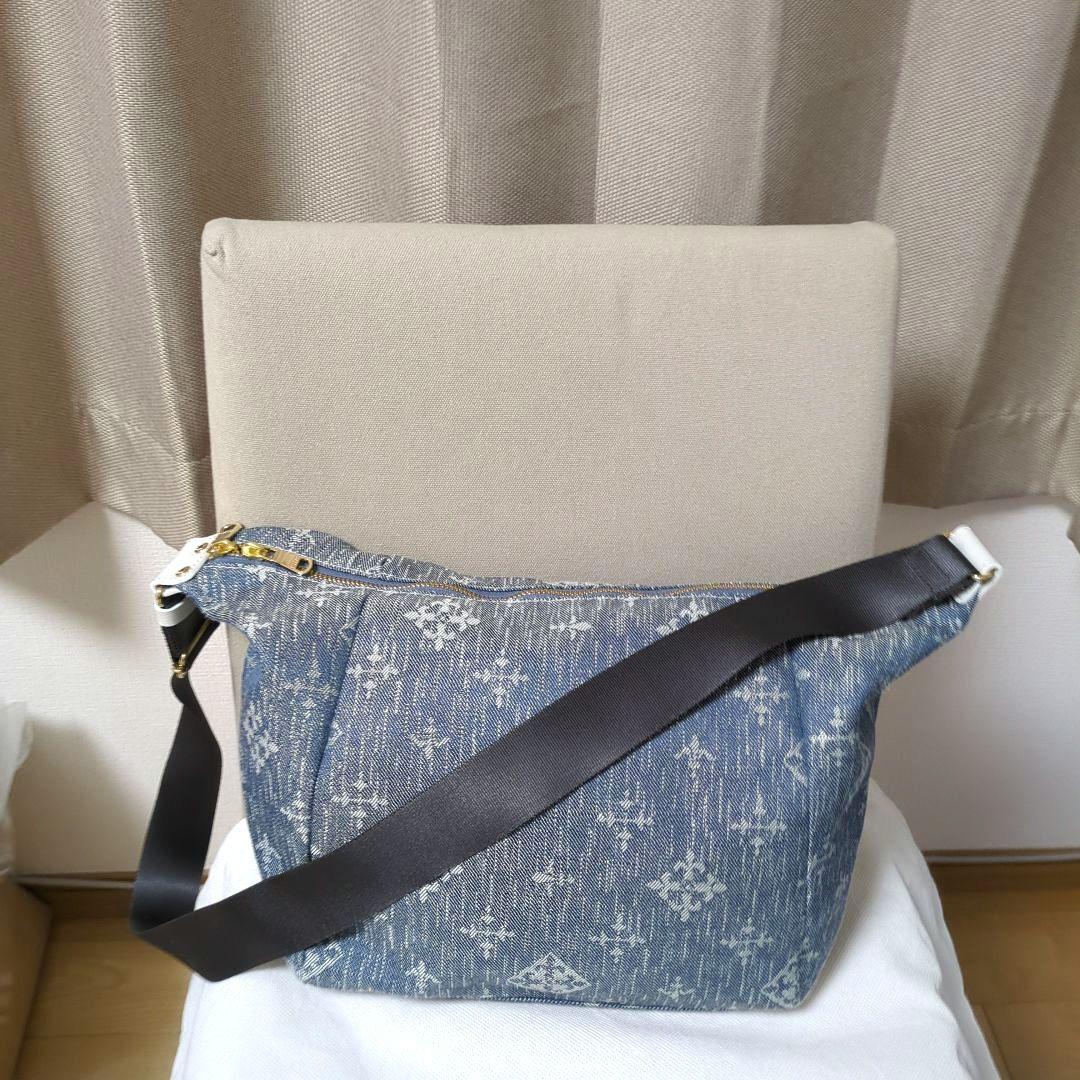 美品russet☆ラシットWEB限定 スリングバッグ　デニムジャガード