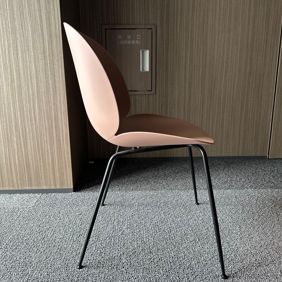 GUBI Beetle Dining Chair グビ　ダイニングチェア