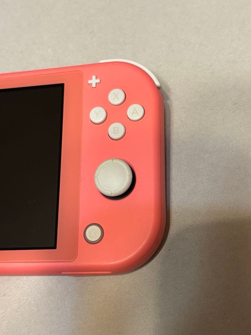 Nintendo Switch light コーラルピンク