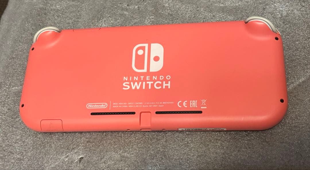 Nintendo Switch light コーラルピンク
