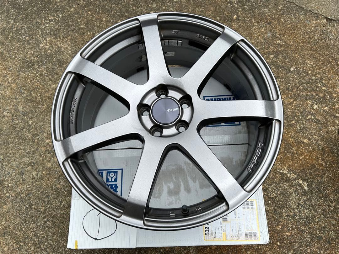 ENKEI PF07 18インチ　アルミホイール