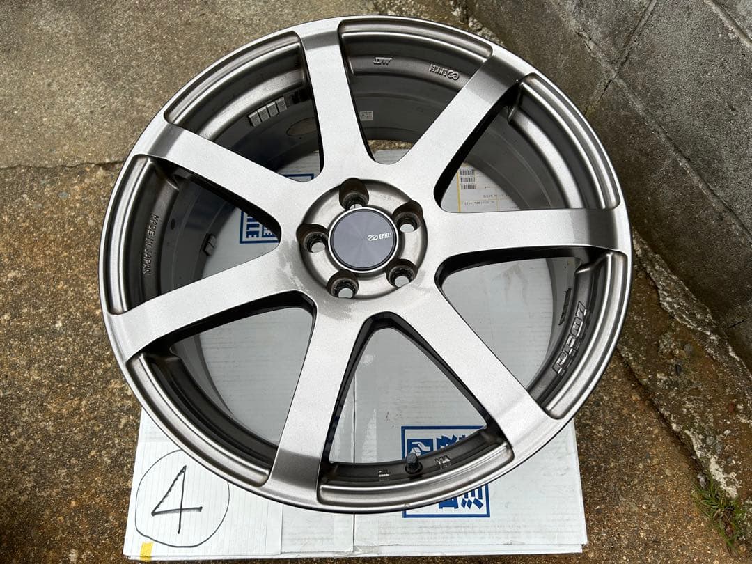 ENKEI PF07 18インチ　アルミホイール