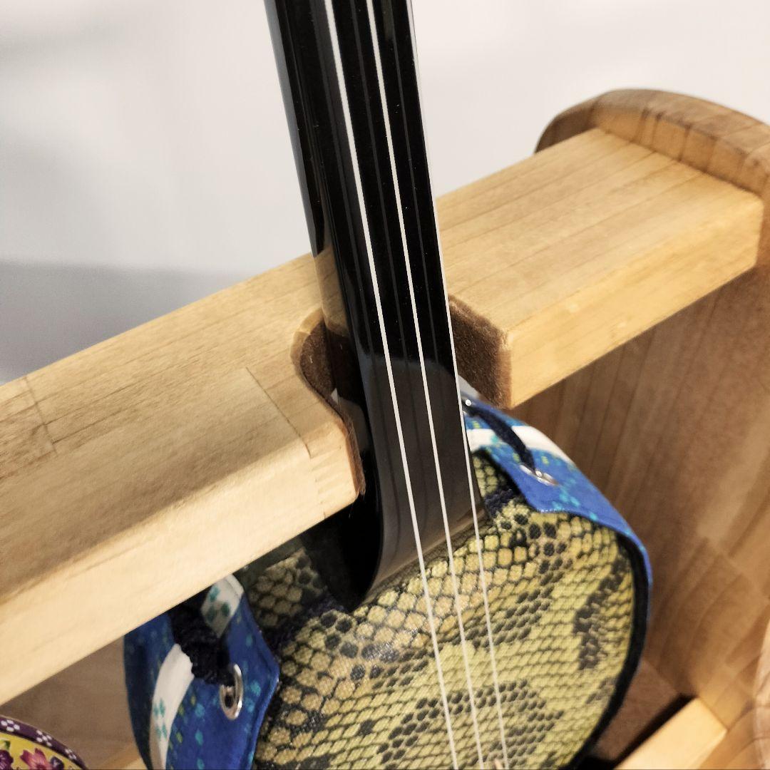 カーロス・リベラ　沖縄三線スタンドオーダーページ