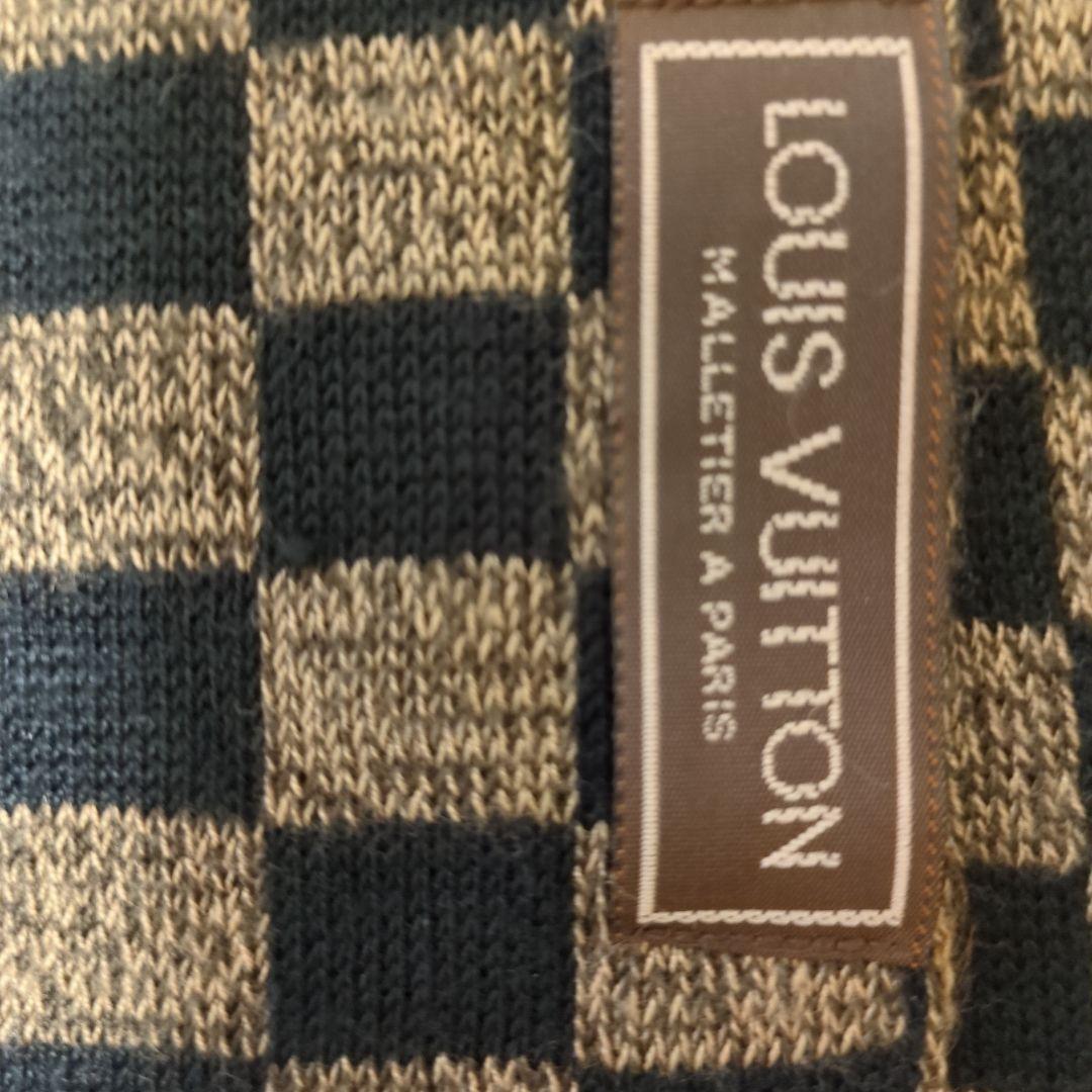 ＬＯUIS ＶUITＴＯN マフラー