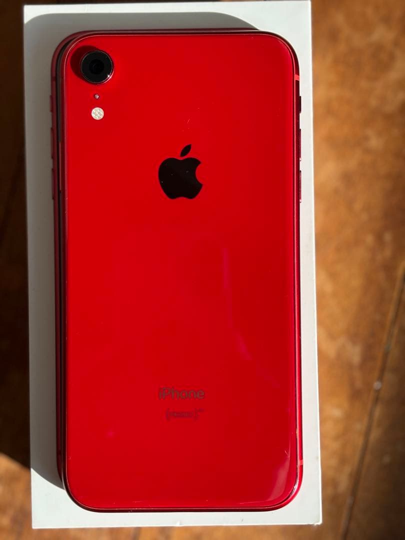 Apple iPhone XR 本体　64gb