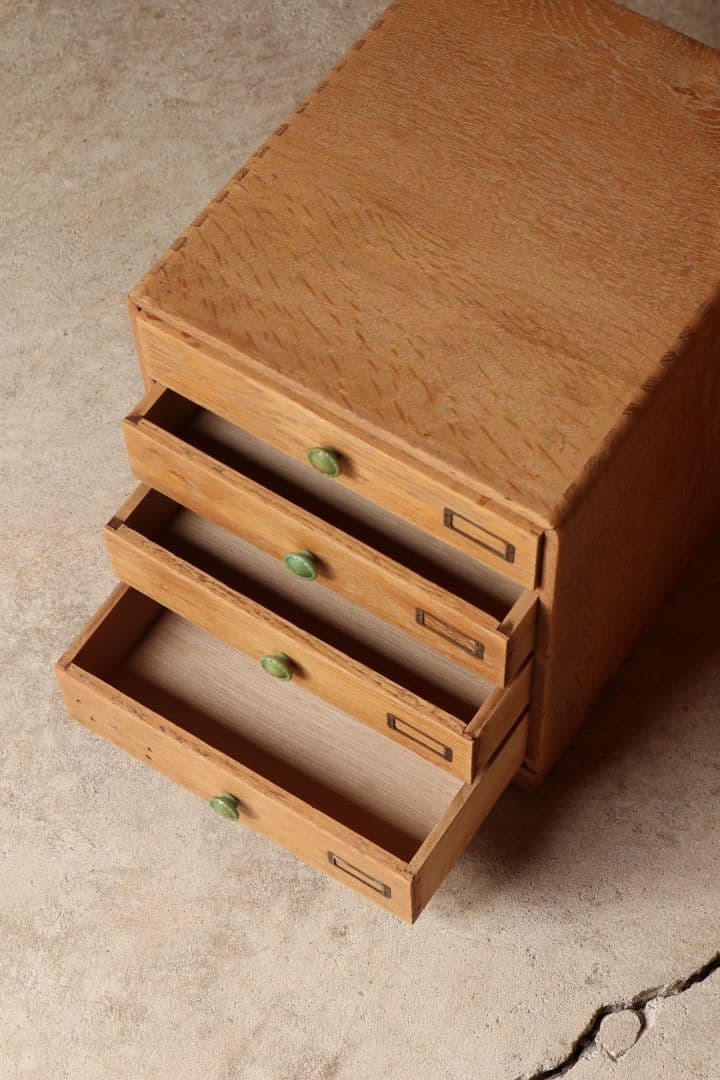 緑摘まみの楢(ナラ)材4杯小引き出し　古道具 古家具 ドロワー 無垢材