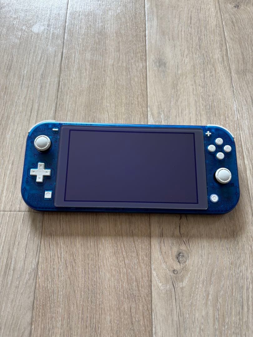 Nintendo Switch Lite クリアブルー