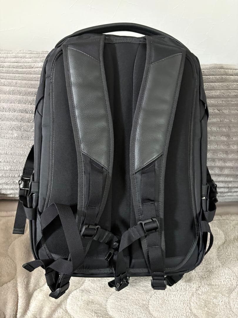 broski and supply 「canopy」