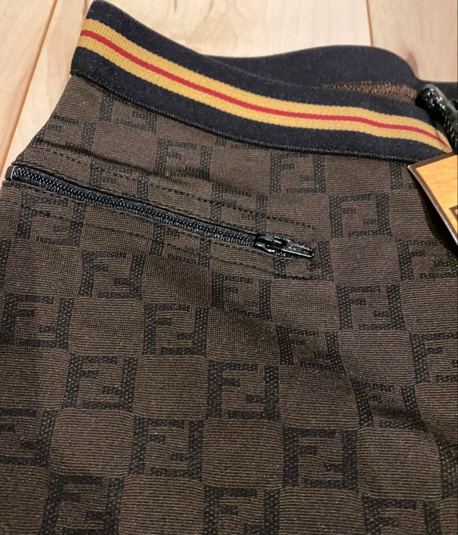 FENDI ズッカ柄 ブラウン パンツ 新品タグ付き 希少