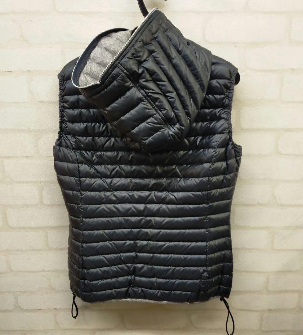 DUVETICAのフルジップダウンベスト