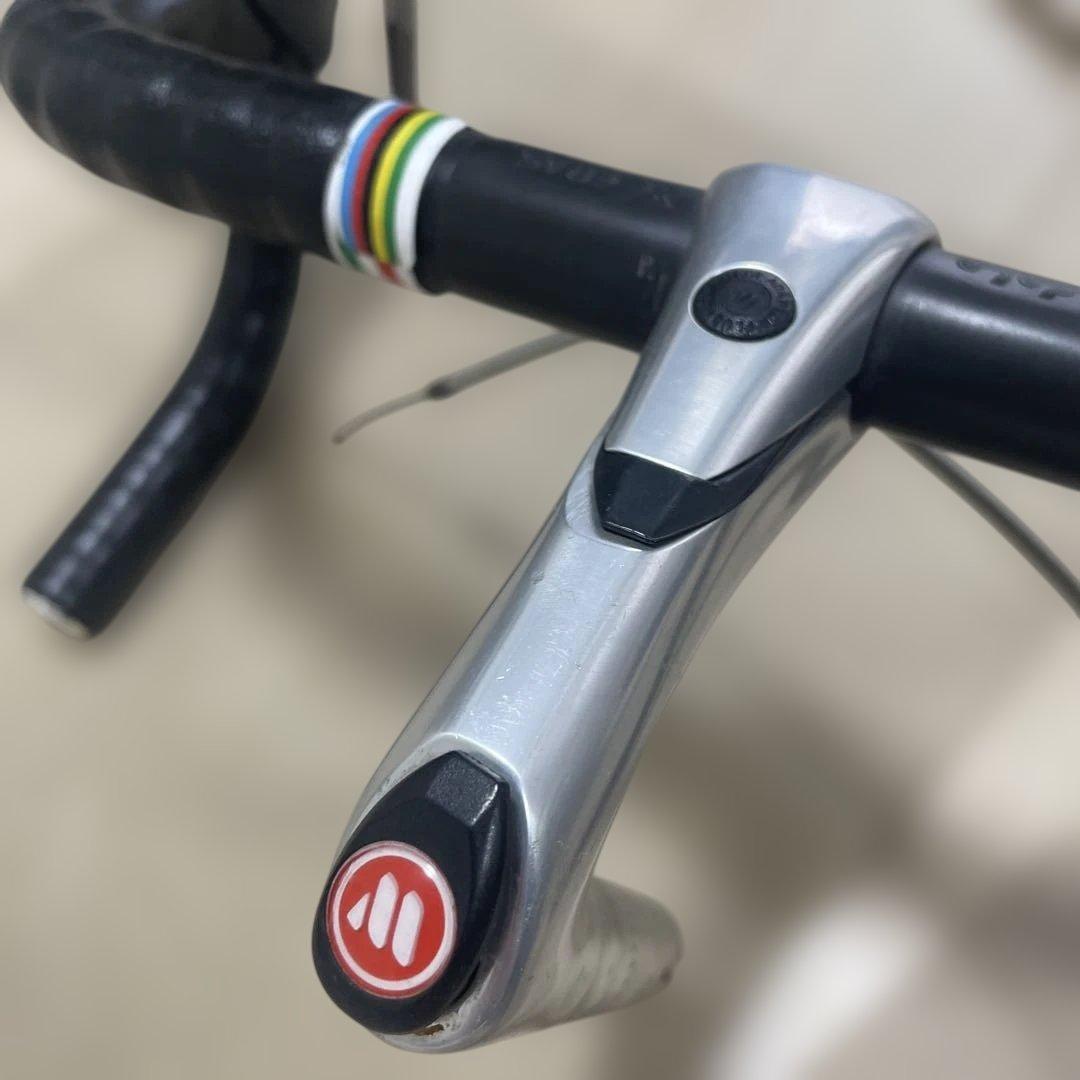 ロード用ハンドルバーとステムセットモドロ製