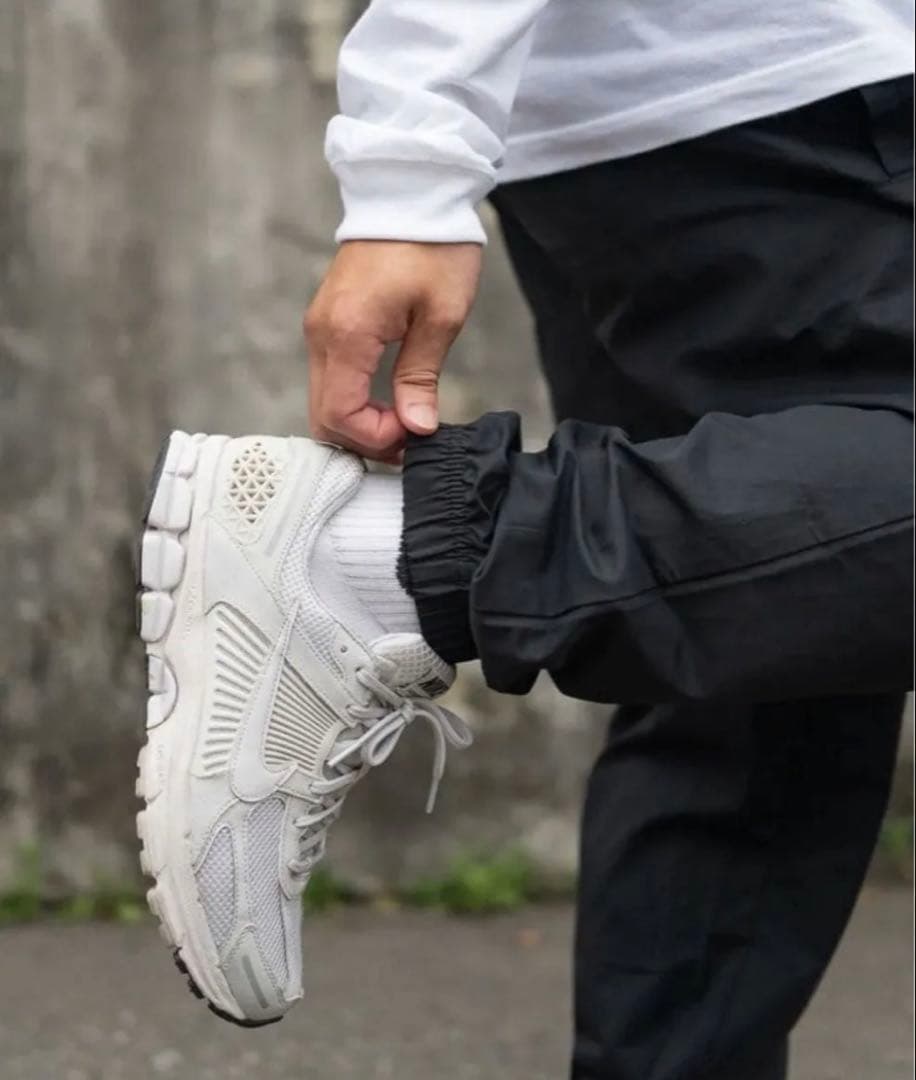 L ☆新品タグ付☆ ナイキ ウーブンパンツ メンズ カフ ジョガー ブラック