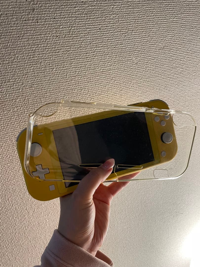 【今だけ値下げ】Nintendo Switch Lite 透明ケース 充電器付