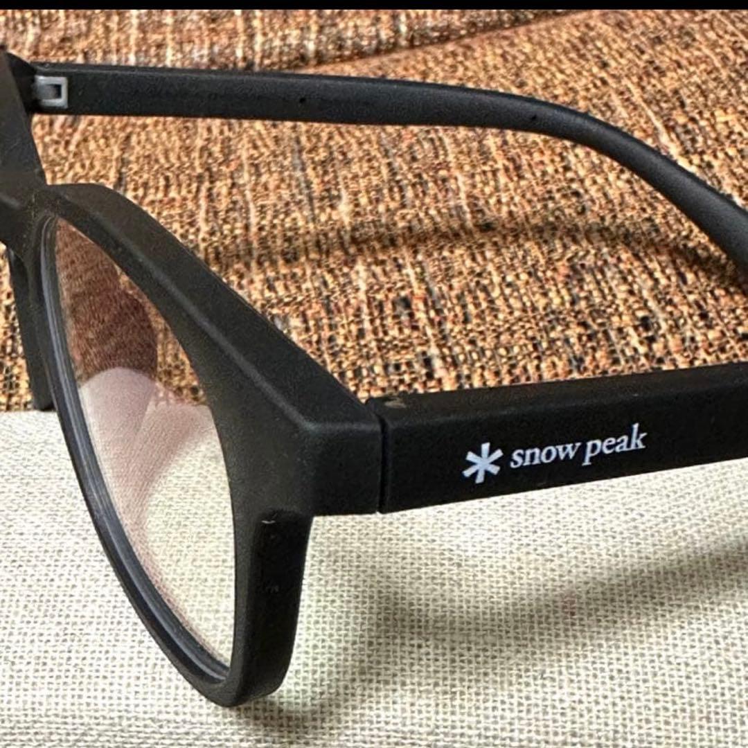 JINS× Peak Rubber SUNGLASSES 墨 調光レンズ