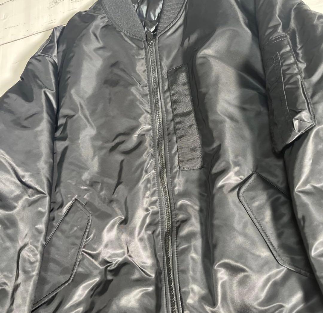 ユニクロ ハイブリッドダウン オーバーサイズ MA-1 ブルゾン