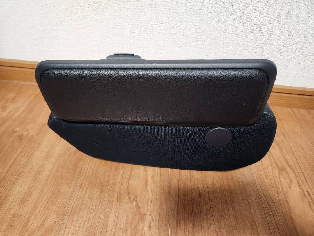 la650s タントカスタム 純正アームレスト