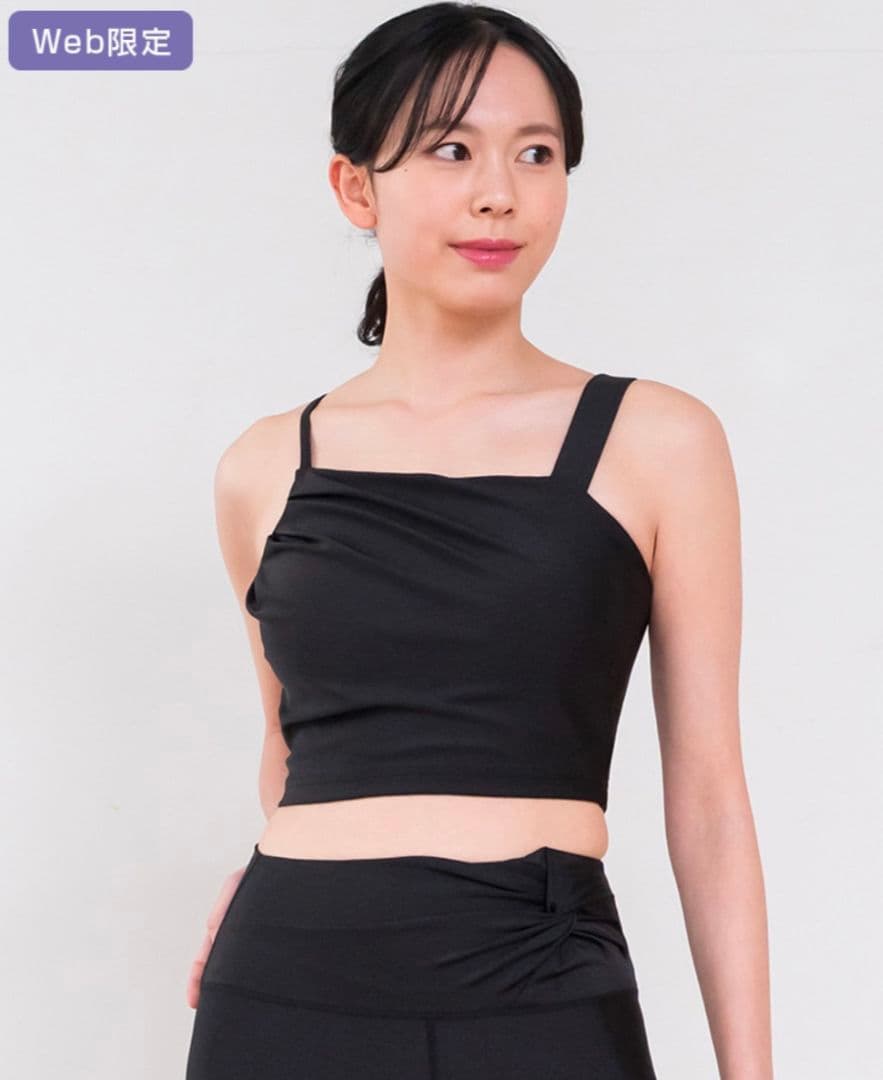 【コロ】シャインストレッチ アシンメトリーブラトップ MサイズBK♡