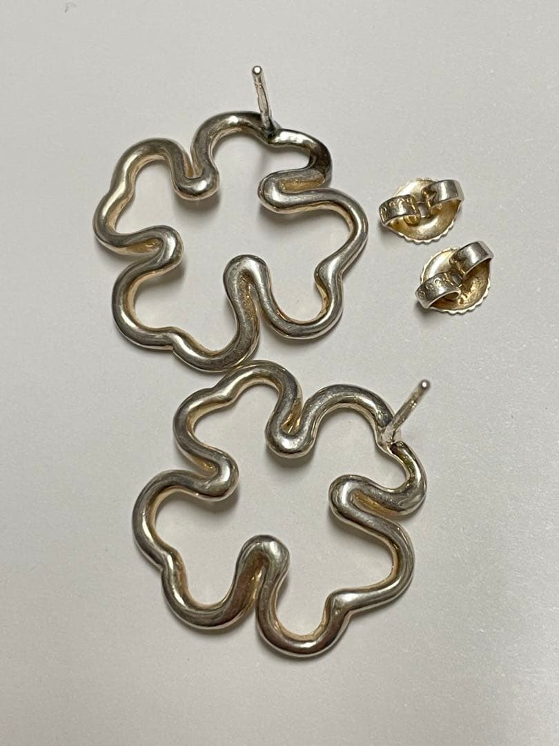 【良品】CHANELシャネル クローバー　シルバー　ピアス　❤︎