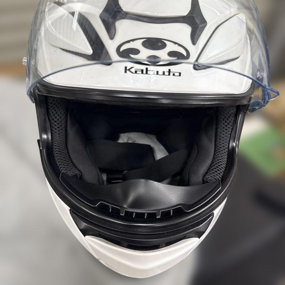 送料無料Kabuto SHUMA フルフェイスヘルメット ホワイト　Mサイズ