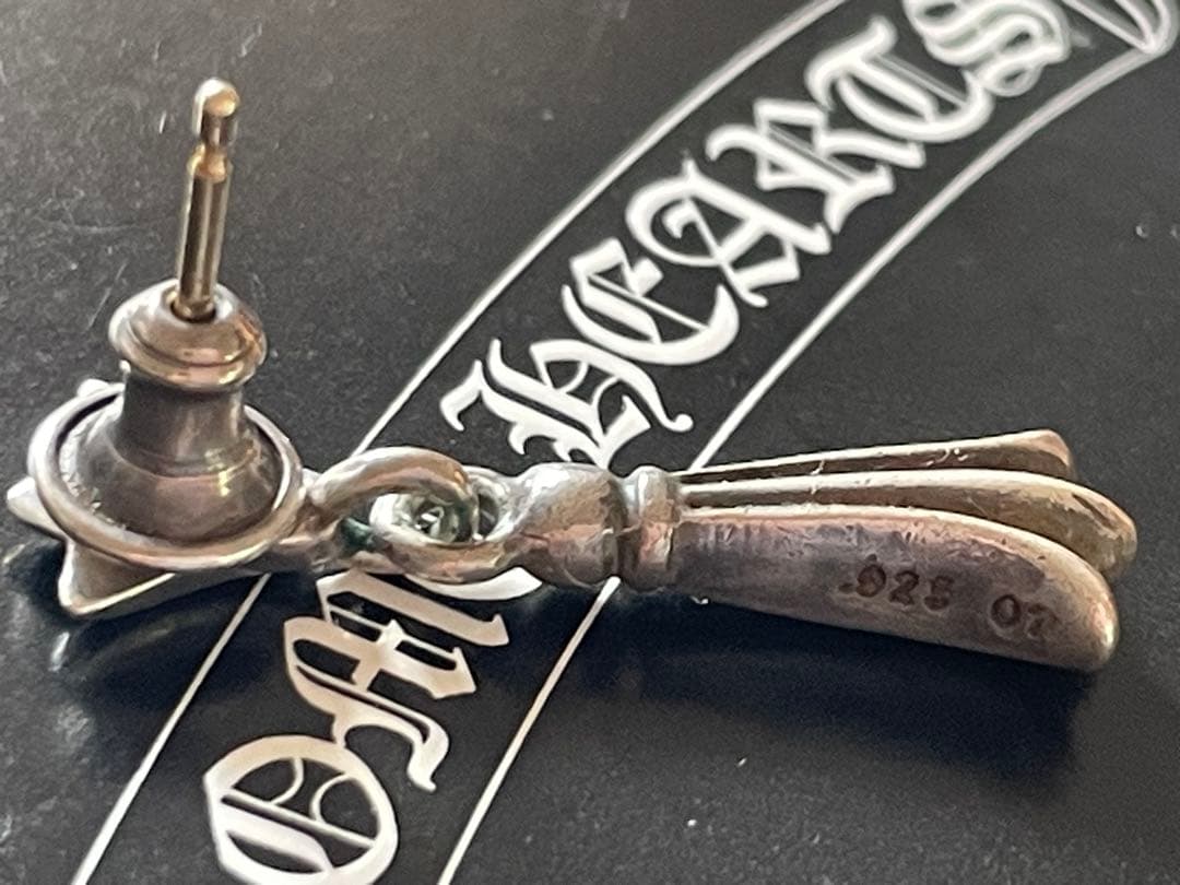 クロムハーツ♦︎クロステイルドロップピアス