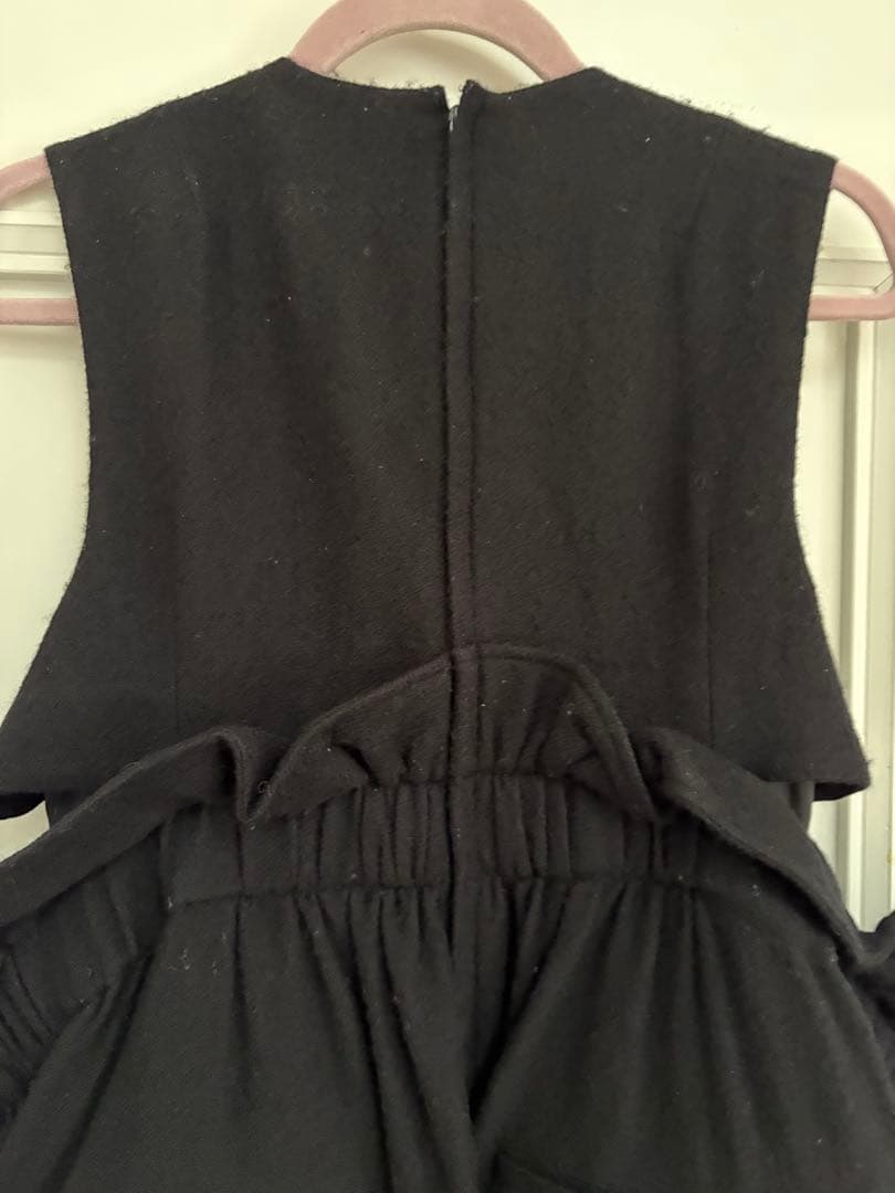 noir kei ninomiya フリルデザイン 黒オールインワン