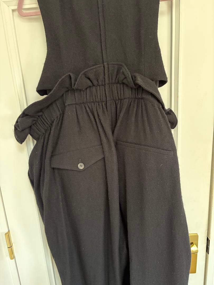 noir kei ninomiya フリルデザイン 黒オールインワン