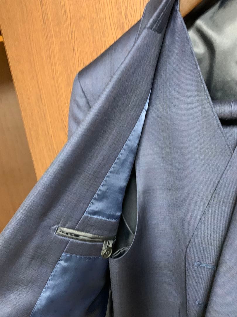 専用AB5新品！イタリアREDAウール100%3ピーススーツ！ネイビーブルー！