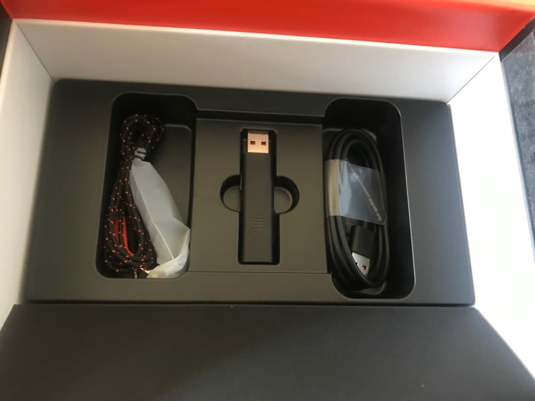 ヘッドホン JBL QUANTUM 800