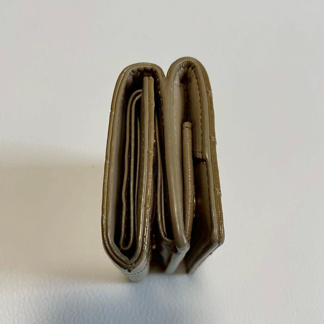 【サンローラン】三つ折財布 キルティング ベージュ ロゴ 金具